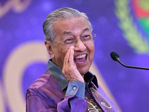 Dr Mahathir’s approval rating largely the same: Survey