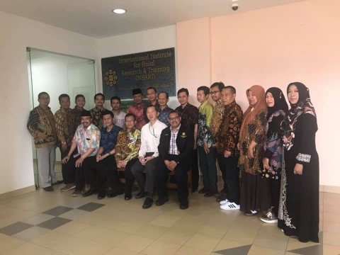 A visit by Rector, Deans and Directors of IAIN Salatiga