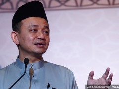 Maszlee wants greater cooperation with China in Islamic studies